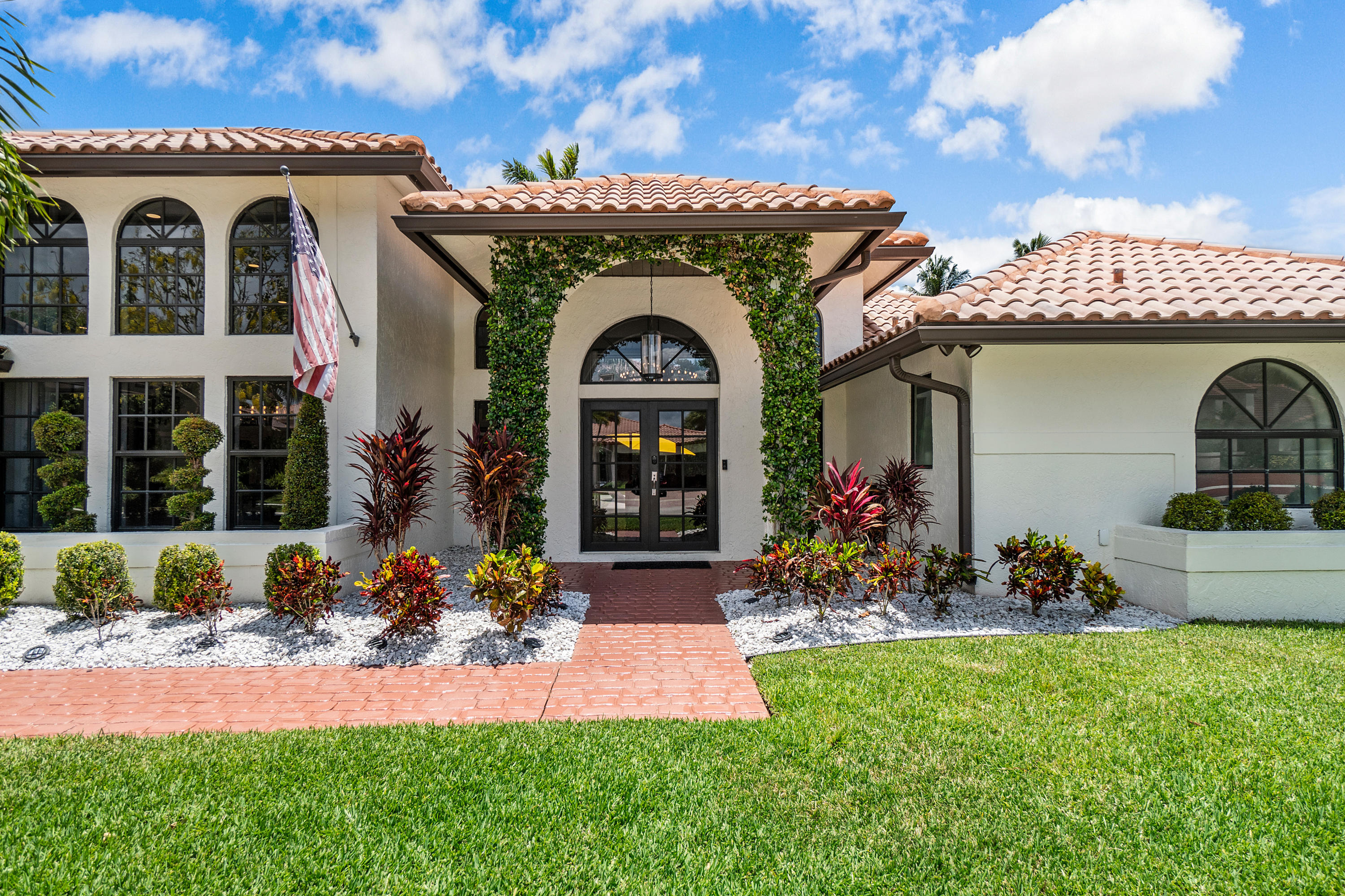 2930 Northwest 27th Avenue Boca Raton, FL 33434 - Photo 2 of 32 005-2930Northwest27thAvenue-BocaRaton-FL