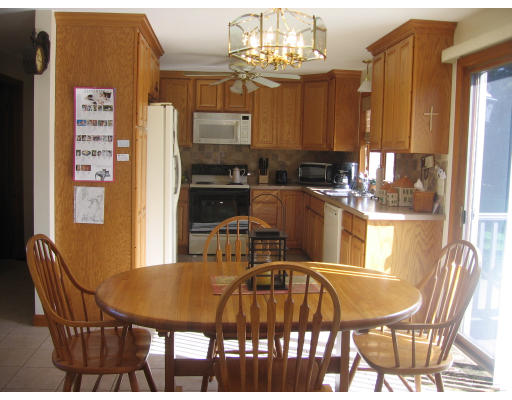 711 Amostown Road West Springfield, MA 01089 - Photo 19 of 22