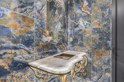 $4,999,998 | 1480 East Raven Court, Gilbert, AZ 85297