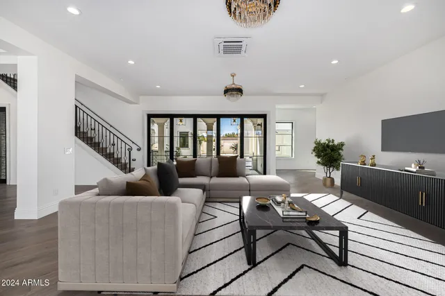 $4,999,998 | 1480 East Raven Court, Gilbert, AZ 85297