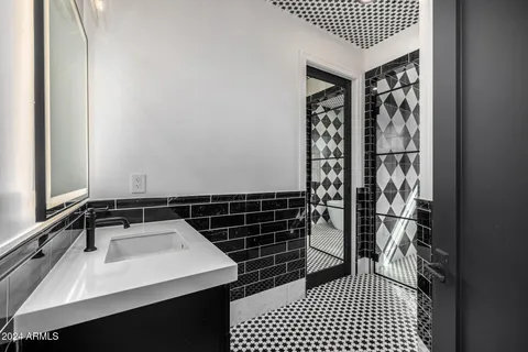 $4,999,998 | 1480 East Raven Court, Gilbert, AZ 85297