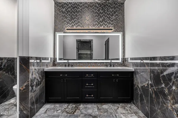 $4,999,998 | 1480 East Raven Court, Gilbert, AZ 85297