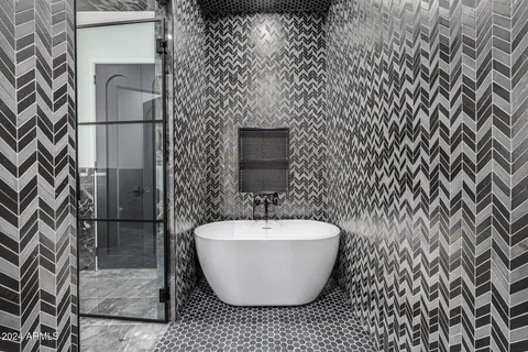 $4,999,998 | 1480 East Raven Court, Gilbert, AZ 85297