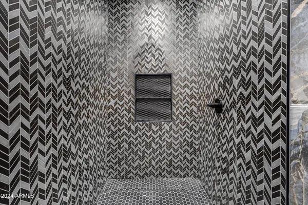 $4,999,998 | 1480 East Raven Court, Gilbert, AZ 85297