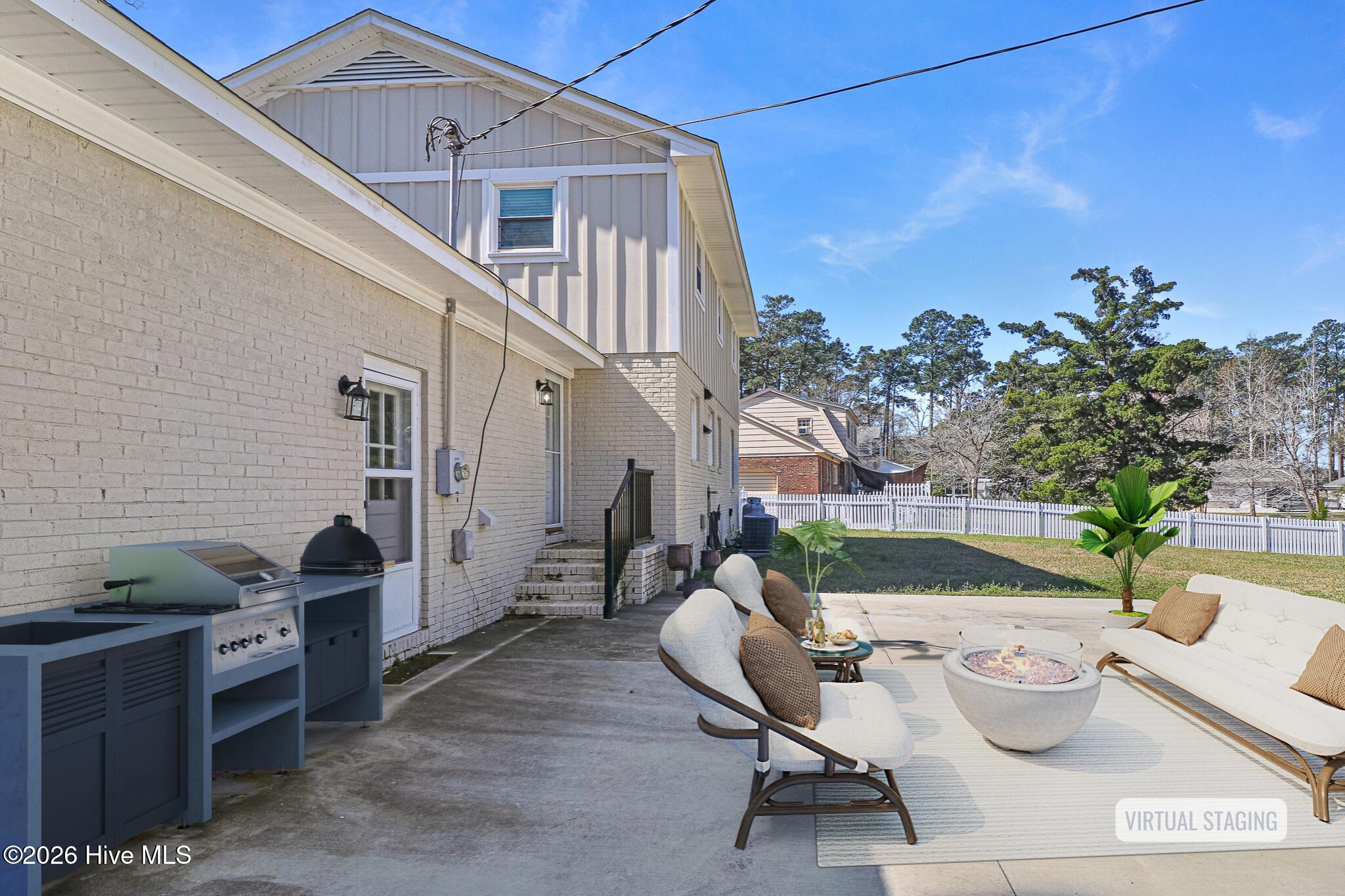 3208 Country Club Road Morehead City, NC 28557 - Photo 9 of 49 virtual staging