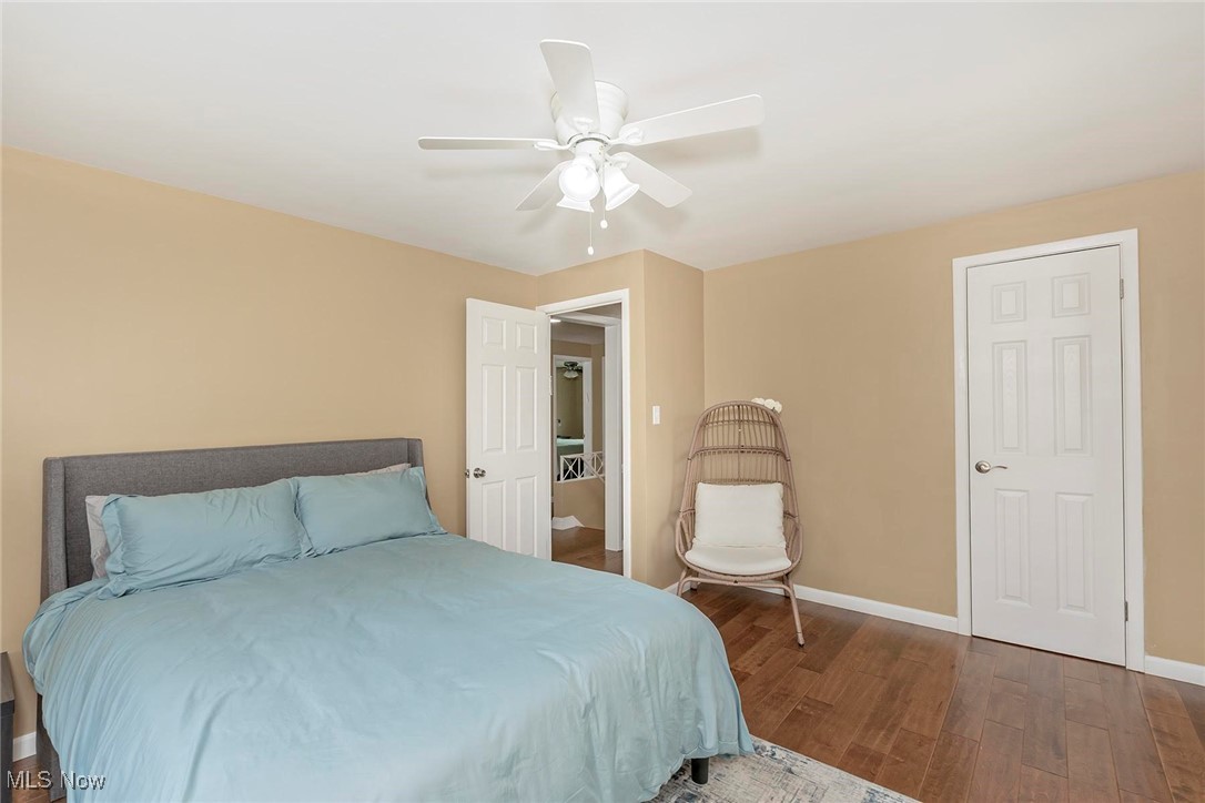 2381 Charney Road Cleveland, OH 44118 - Photo 32 of 47 Bedroom 2