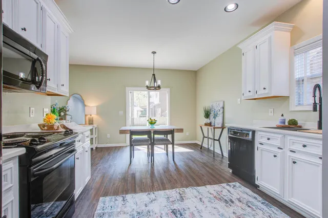 $425,000 | 102 Davidjohn Court, Goose Creek, SC 29445