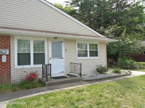 $79,000 | 28 B Snowberry Lane, Whiting, NJ 08759