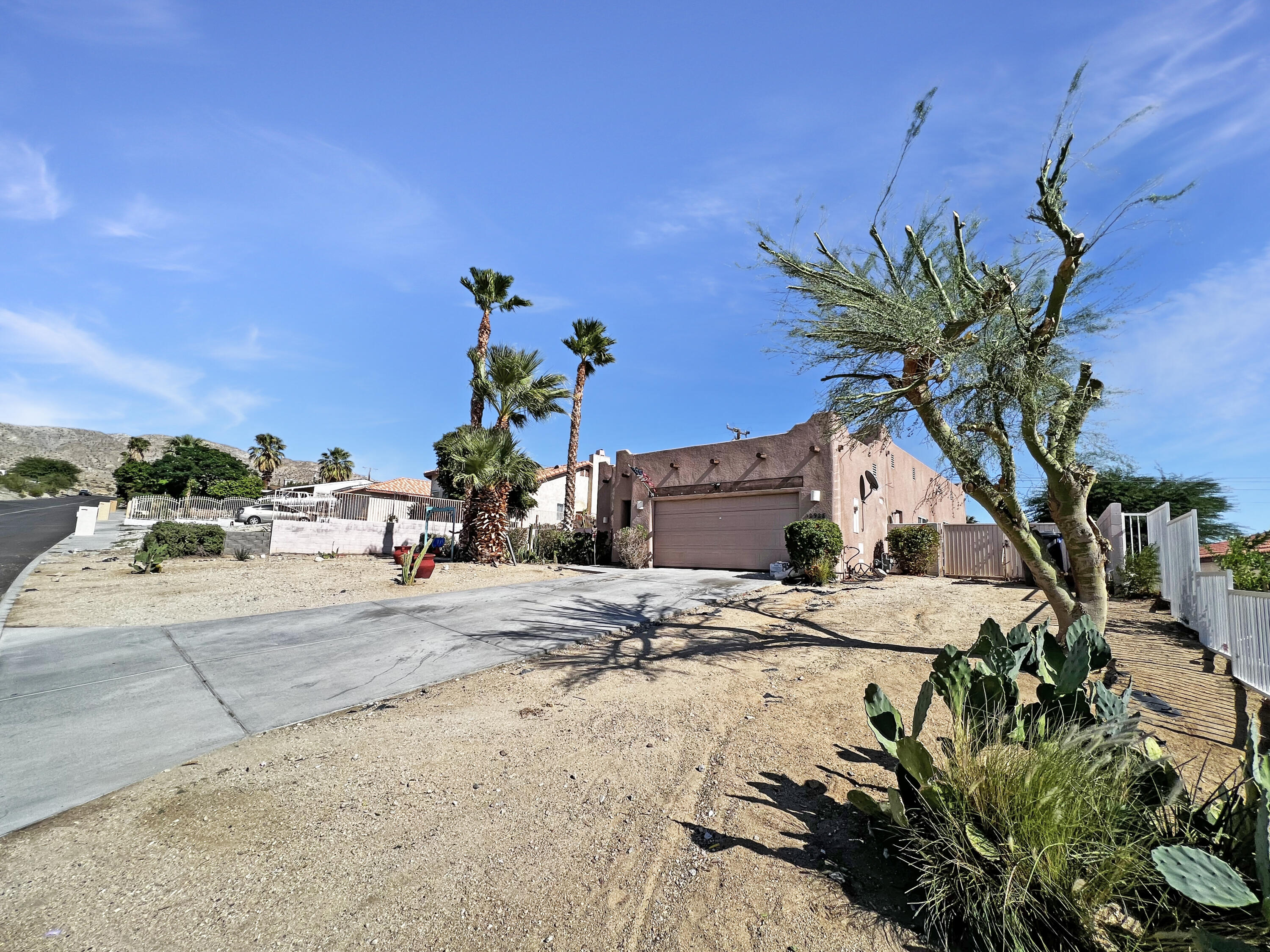 12928 Agua Cayendo Road Desert Hot Springs, CA 92240 - Photo 12 of 21