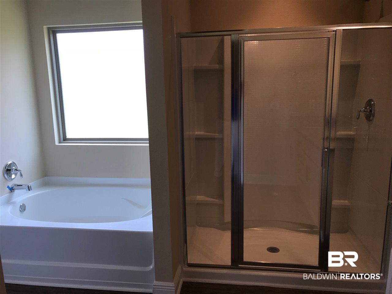 9326 Impala Drive Foley, AL 36535 - Photo 13 of 18 Master Tub/Shower
