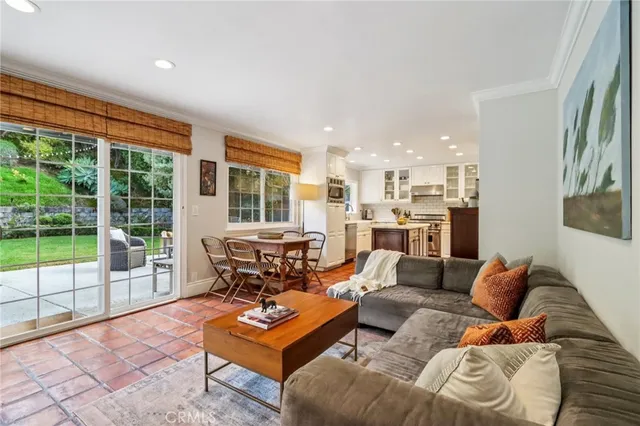 $3,750,000 | 2224 Aralia Street, Newport Beach, CA 92660