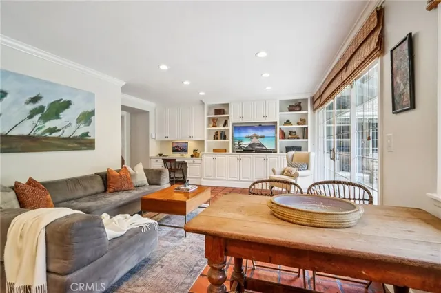 $3,750,000 | 2224 Aralia Street, Newport Beach, CA 92660