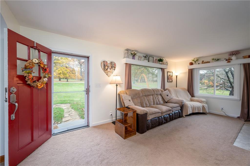122 Vogel Road Butler, PA 16002 - Photo 4 of 25
