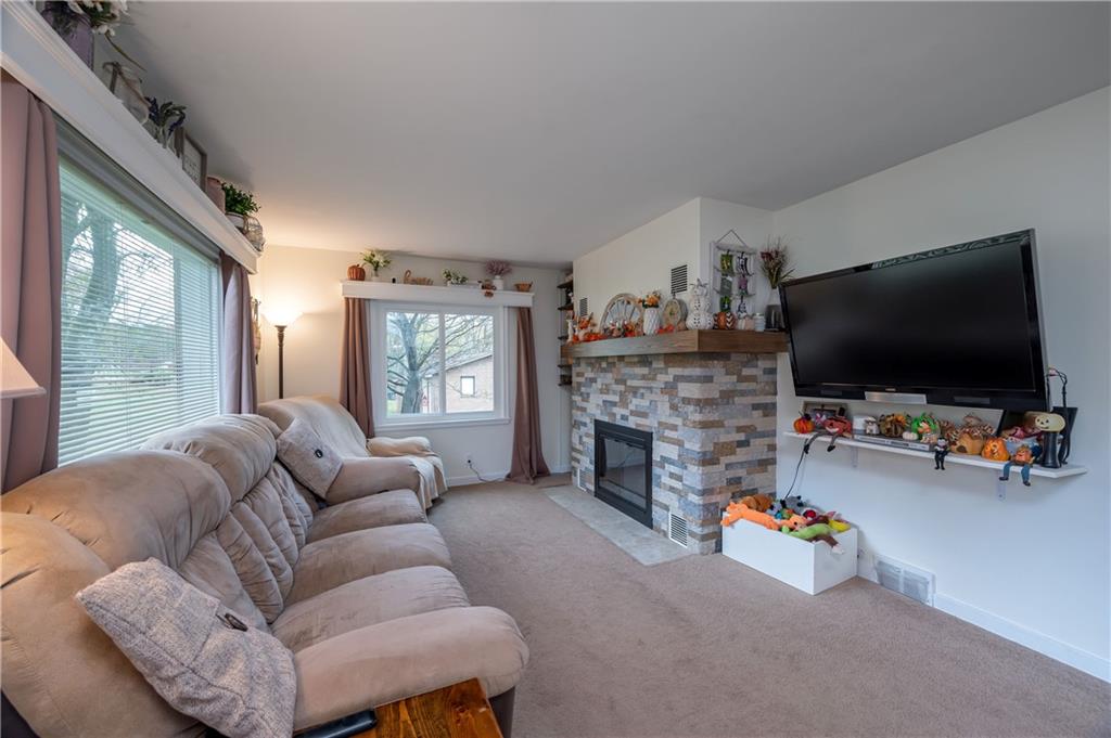 122 Vogel Road Butler, PA 16002 - Photo 5 of 25