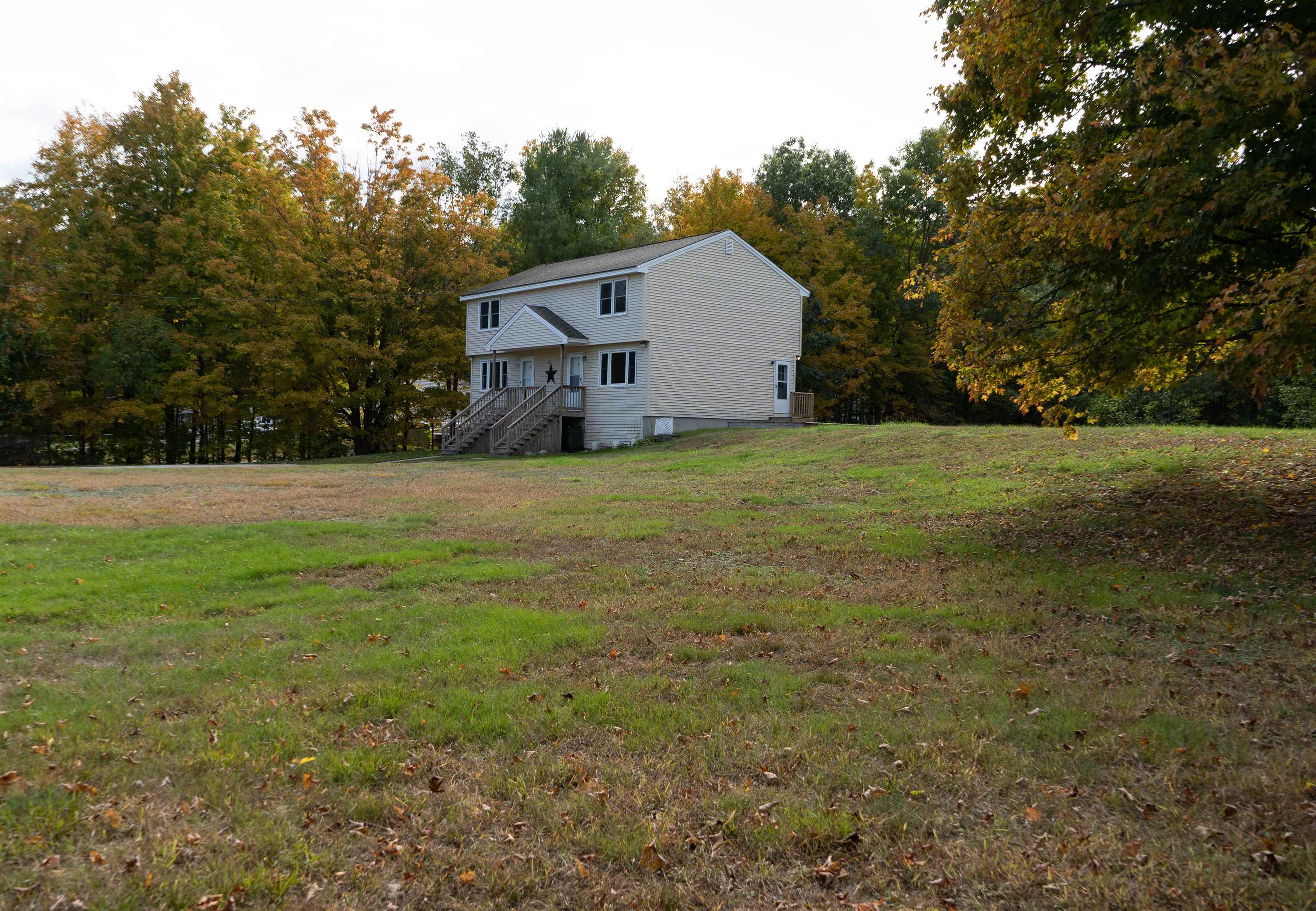 55 Old Derry Road Londonderry, NH 03053 - Photo 2 of 25