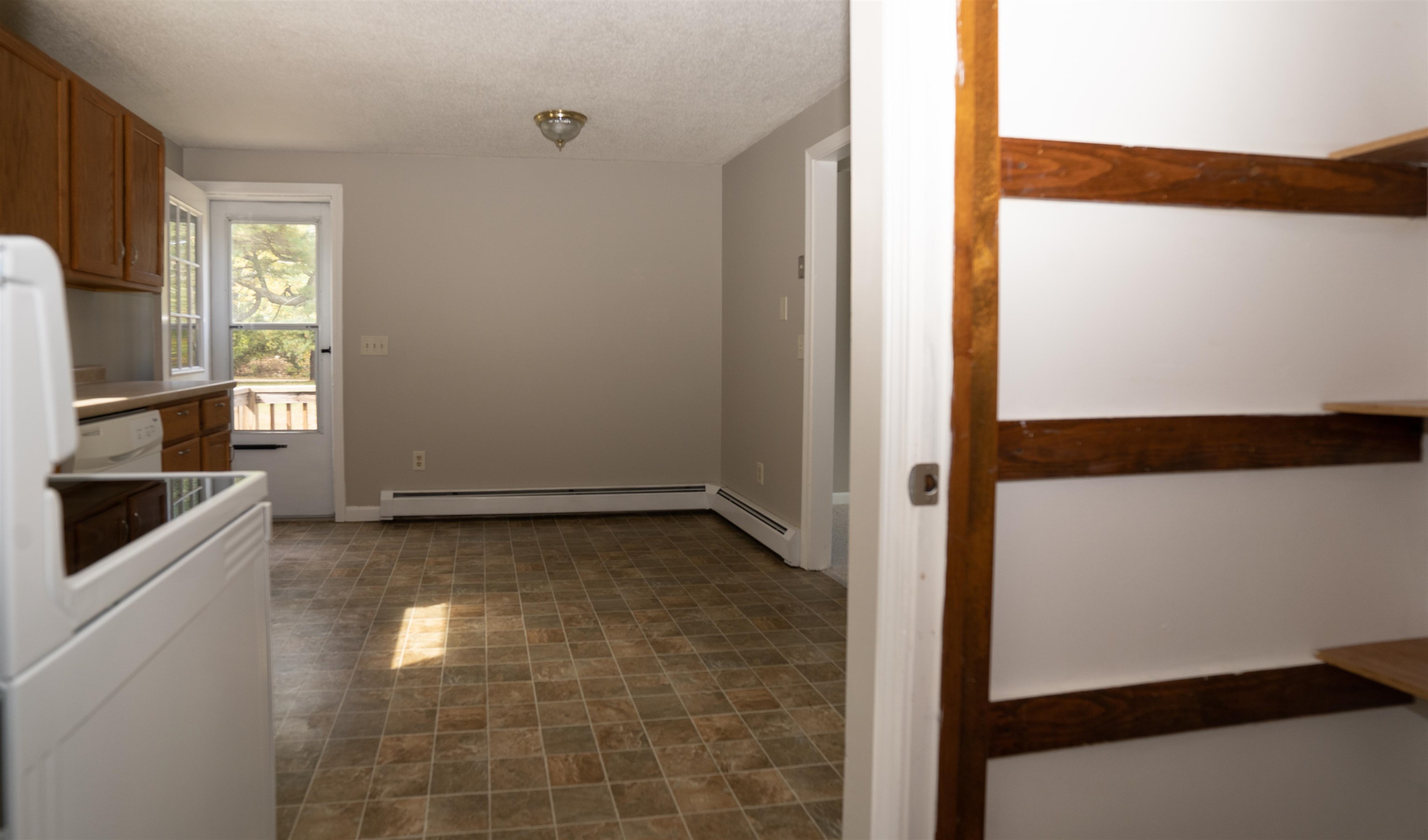 55 Old Derry Road Londonderry, NH 03053 - Photo 9 of 25
