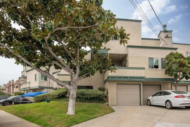 $899,000 | 4757 Lamont Street, San Diego, CA 92109