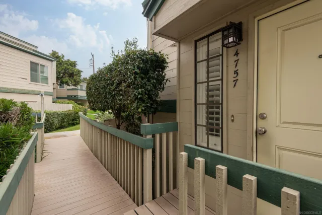 $899,000 | 4757 Lamont Street, San Diego, CA 92109