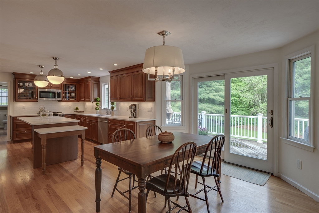 33 York Road Mansfield, MA 02048 - Photo 8 of 33 Gallery Image 8