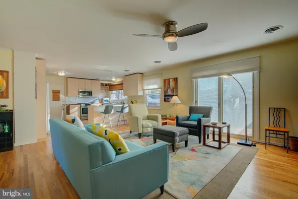 $489,900 | 946 Bryant Avenue, Colonial Beach, VA 22443