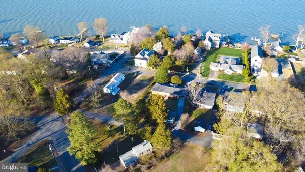 $449,900 | 946 Bryant Avenue, Colonial Beach, VA 22443