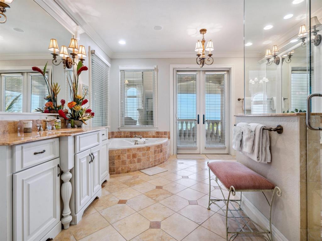 1304 Casey Key Road Nokomis, FL 34275 - Photo 26 of 60