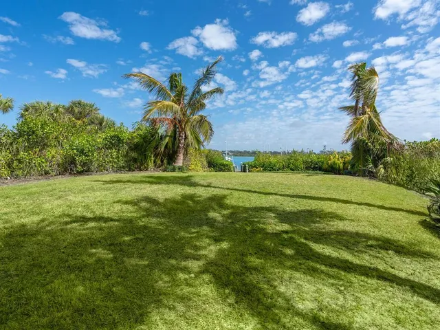 $6,850,000 | 1304 Casey Key Road, Nokomis, FL 34275