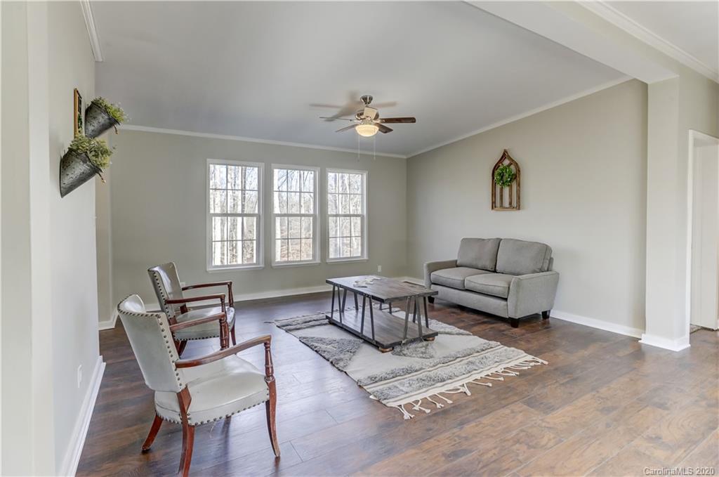 11776 Smithford Road Hickory Grove, SC 29717 - Photo 9 of 37 Gallery Image 9
