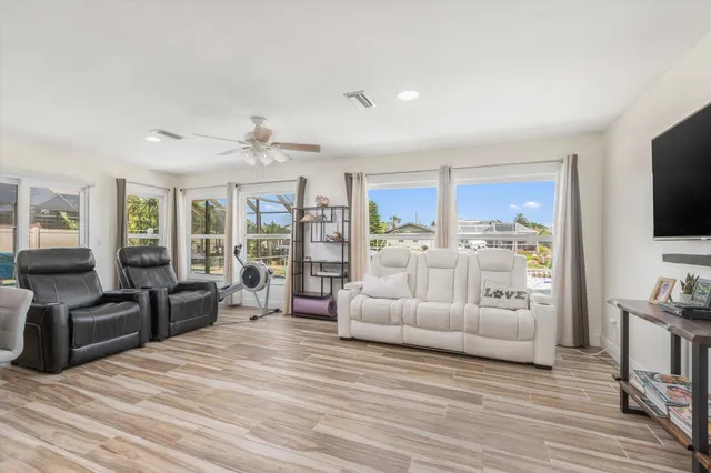 $825,000 | 5 Cheyenne Court, Palm Coast, FL 32137