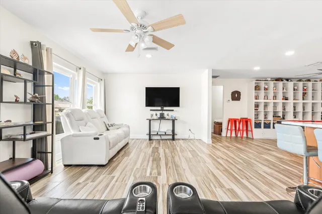 $825,000 | 5 Cheyenne Court, Palm Coast, FL 32137