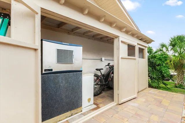 $825,000 | 5 Cheyenne Court, Palm Coast, FL 32137