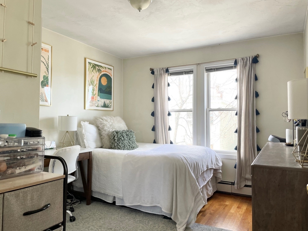 4 O Street, Unit 3 Boston, MA 02127 - Photo 7 of 11