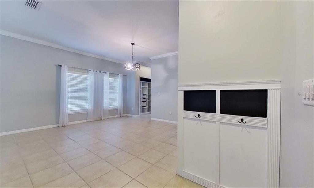 2863 Maple Brook Loop Lutz, FL 33558 - Photo 3 of 26