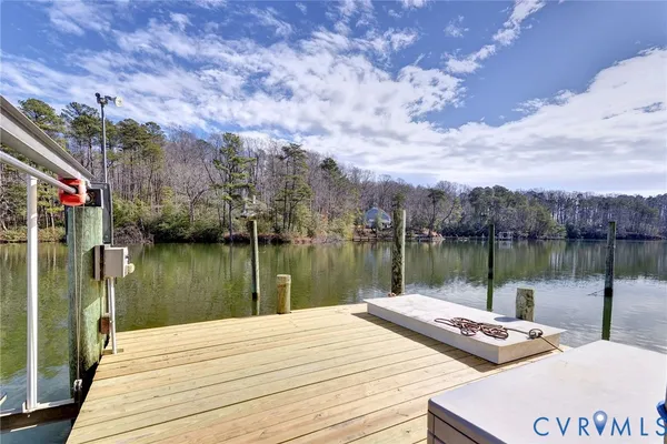 $775,000 | 320 White Pine Lane, Hartfield, VA 23071