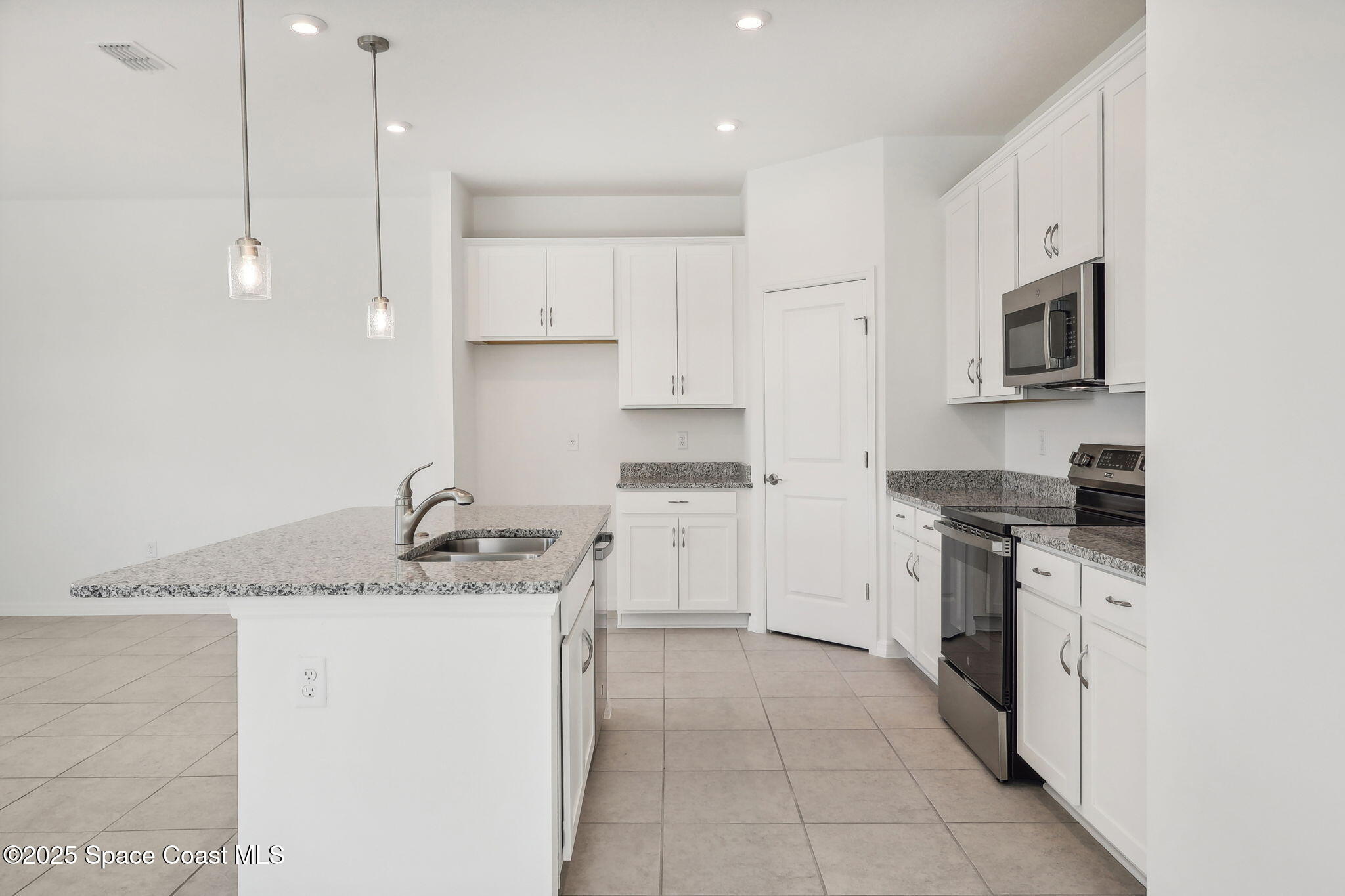 663 Rockaway Lane Cocoa, FL 32927 - Photo 6 of 26 Lavender Ct-046