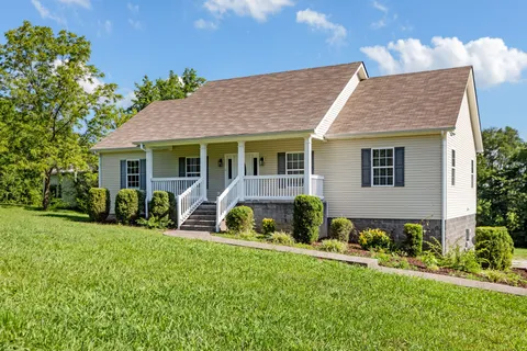 $434,999 | 2373 Hampshire Pike, Columbia, TN 38401