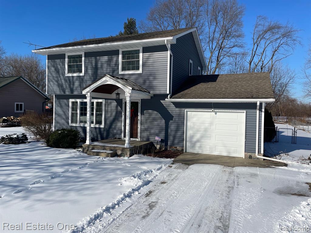 5479 Canonsburg Road Grand Blanc, MI 48439 - Photo 2 of 23