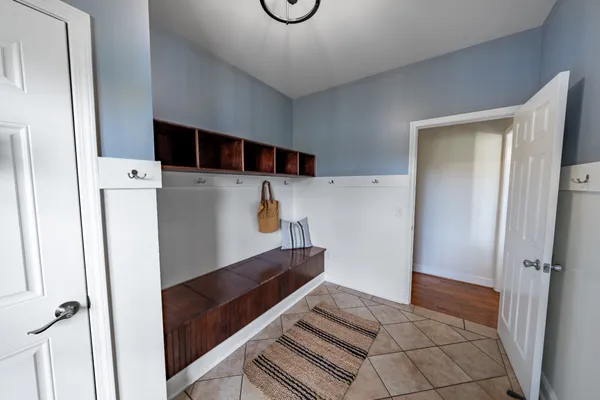 $679,500 | 2060 Hickory Drive, Springfield, TN 37172