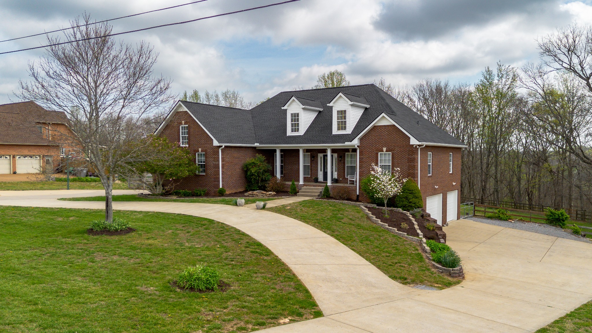2060 Hickory Drive Springfield, TN 37172 - Photo 3 of 53