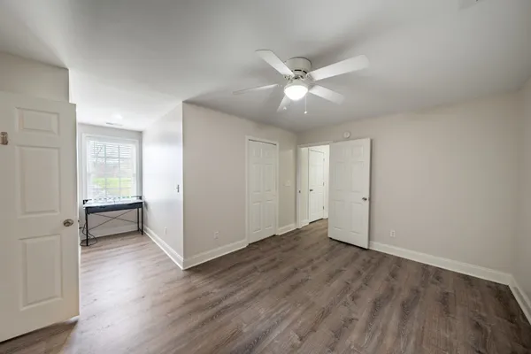 $679,500 | 2060 Hickory Drive, Springfield, TN 37172