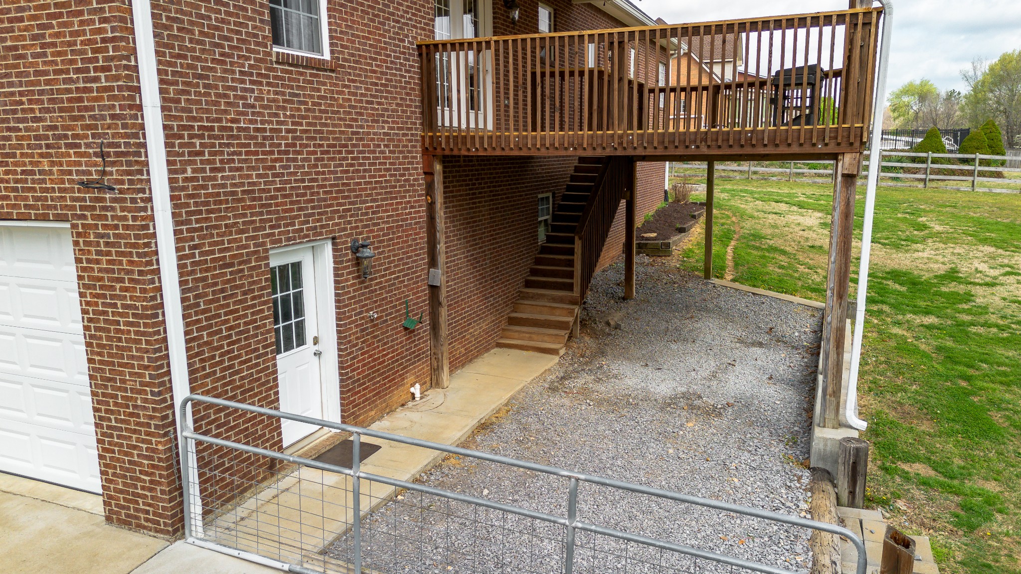 2060 Hickory Drive Springfield, TN 37172 - Photo 8 of 53