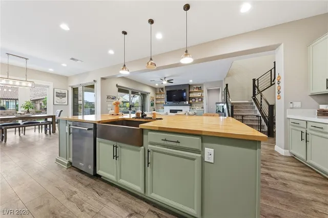 $1,435,000 | 3443 Royal Fortune Drive, Las Vegas, NV 89141