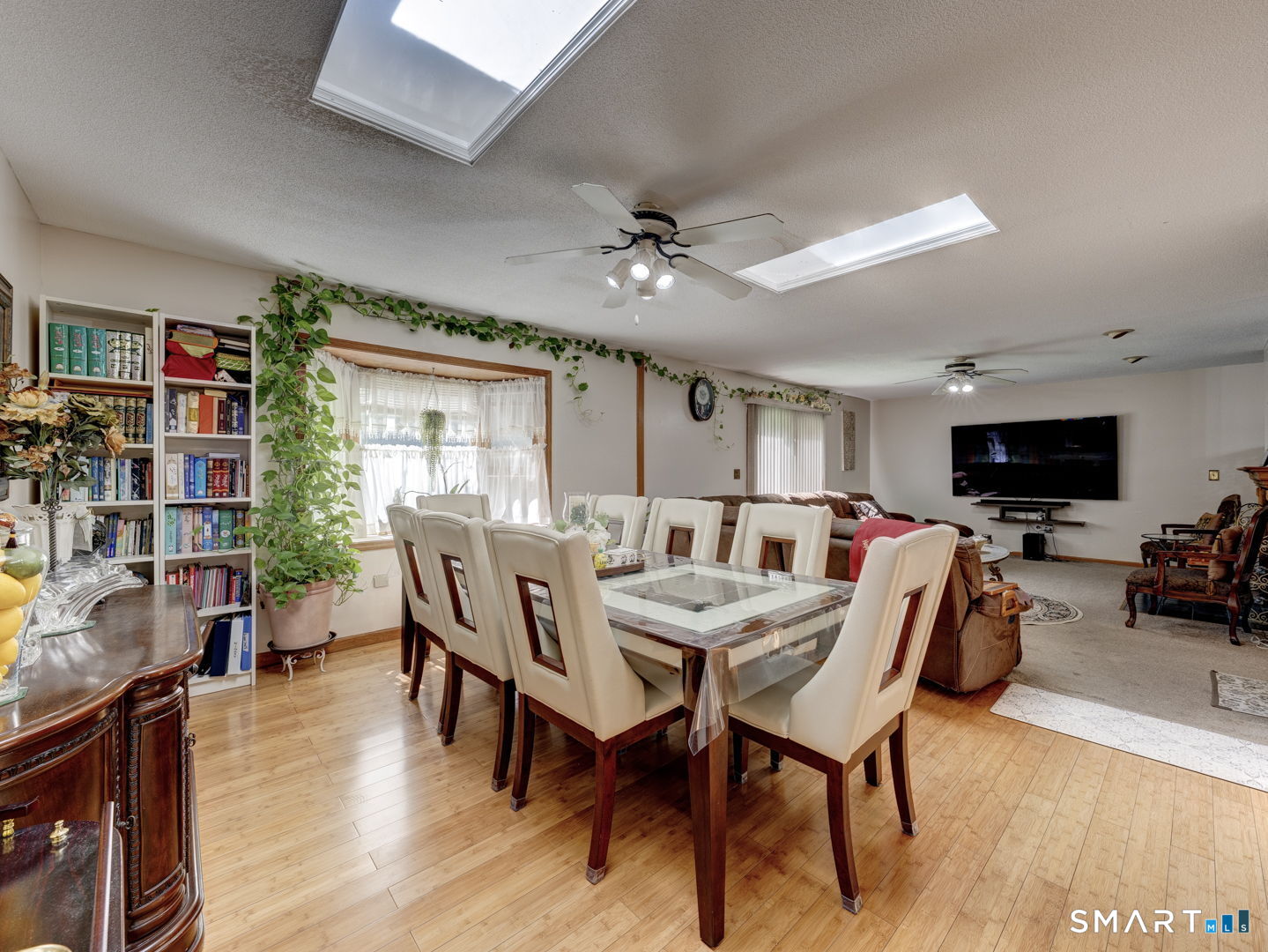 300 Hilltop Road Watertown, CT 06779 - Photo 10 of 39