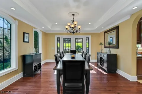 $1,300,000 | 916 Valley Road, Watchung, NJ 07069