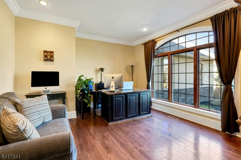 916 Valley Road Watchung, NJ 07069 - Photo 19 of 44