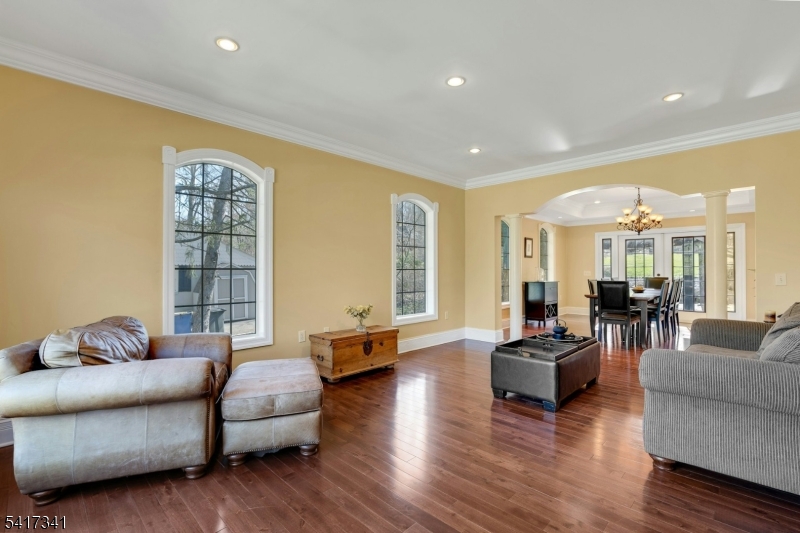 916 Valley Road Watchung, NJ 07069 - Photo 23 of 44