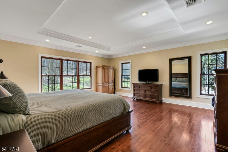 916 Valley Road Watchung, NJ 07069 - Photo 24 of 44