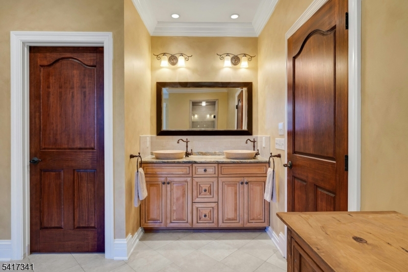 916 Valley Road Watchung, NJ 07069 - Photo 28 of 44