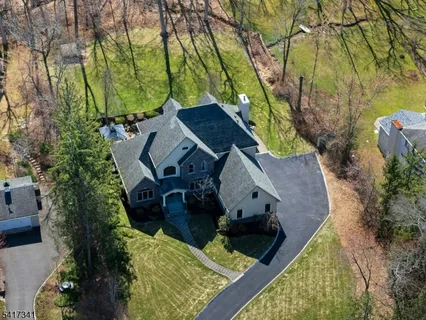 $1,300,000 | 916 Valley Road, Watchung, NJ 07069