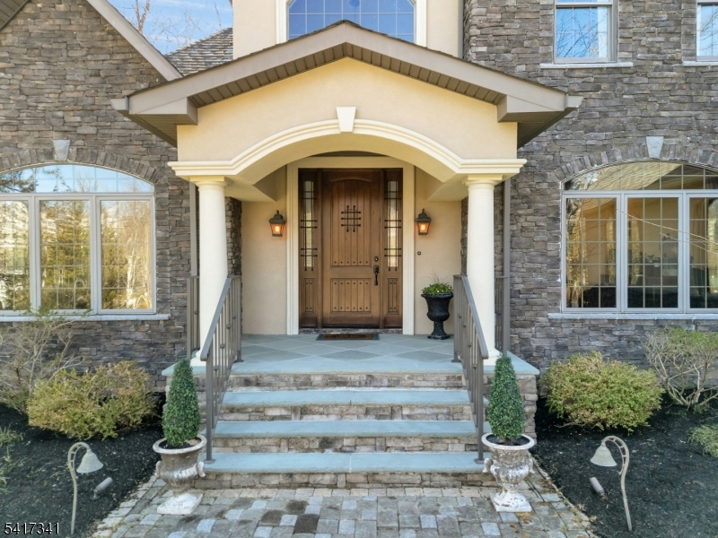 916 Valley Road Watchung, NJ 07069 - Photo 4 of 44